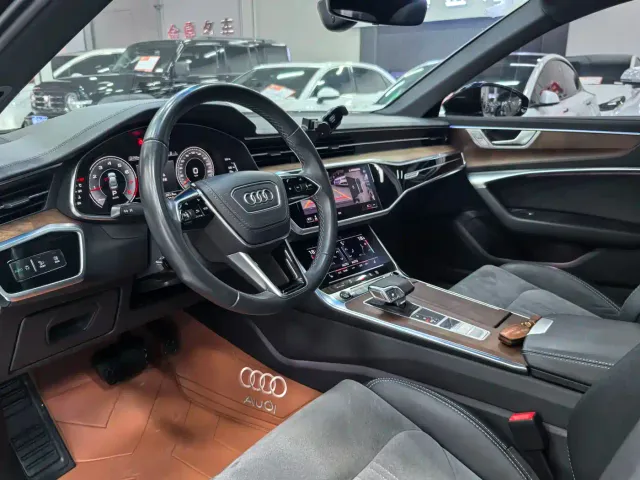 Audi A6L — Фото автомобиля 8