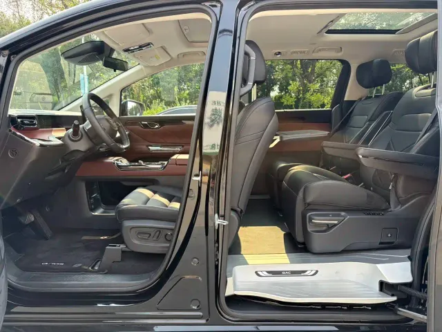 GAC Trumpchi E8 — Фото автомобиля 8