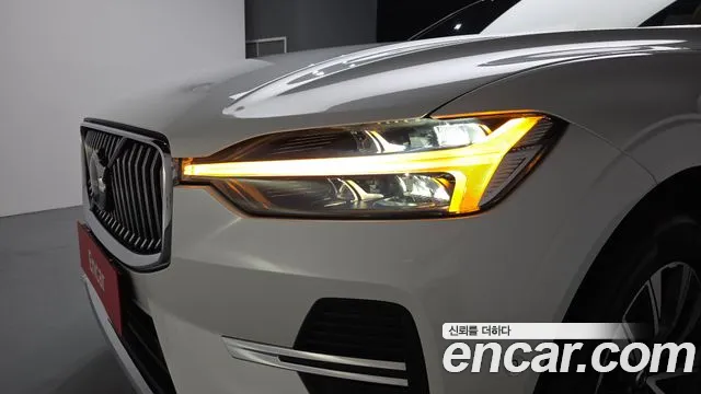 Вольво XC60 — Фото автомобиля 18