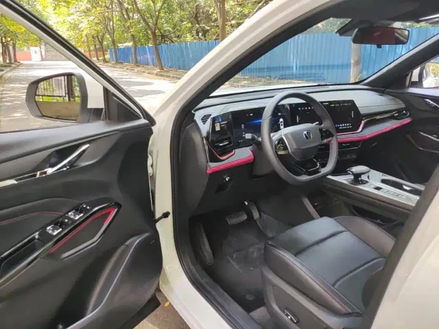 Changan X5 Plus — Фото автомобиля 15