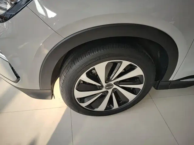 BYD Song PLUS — Фото автомобиля 21