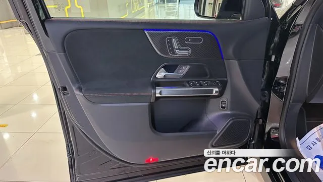 Mercedes-Benz GLB-Class — Фото автомобиля 13
