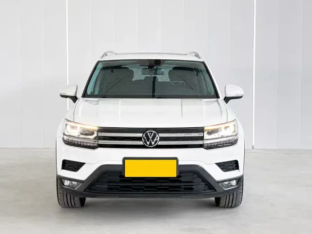 Volkswagen Tharu — Фото автомобиля 2