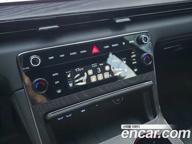 Genesis GV80 — Фото автомобиля 13
