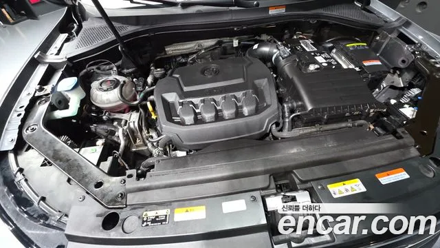 Volkswagen Tiguan — Фото автомобиля 6