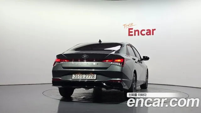 Hyundai AVANTE Avante (CN7) — Фото автомобиля 4