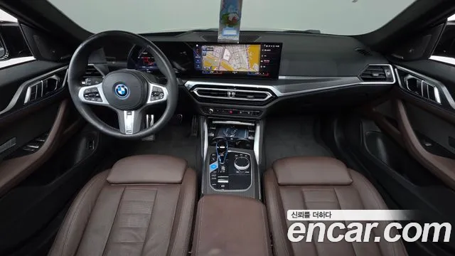BMW i4 — Фото автомобиля 6