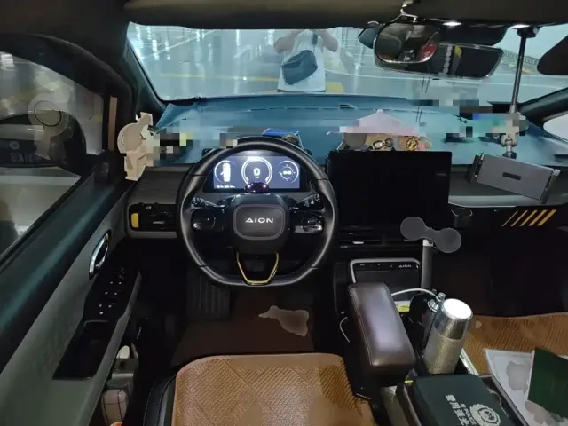 Aion AION Y 2022 80 Intelligent Driving Edition — Фото автомобиля 2