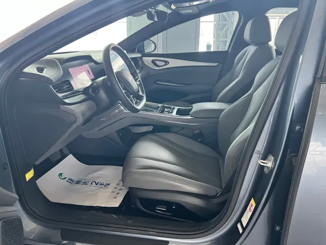 BYD Seal 07 DM-i — Фото автомобиля 15