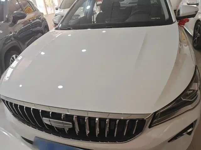 Geely Emgrand — Фото автомобиля 2