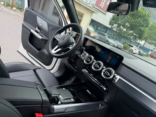 Mercedes-Benz GLB-Class — Фото автомобиля 14