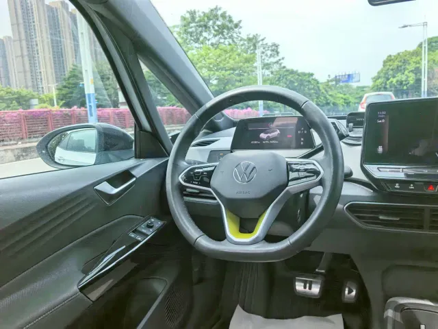 Volkswagen ID.3 — Фото автомобиля 7