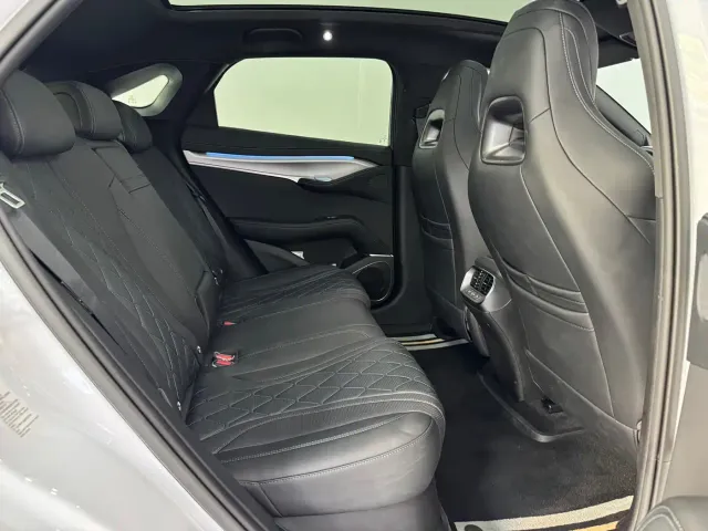 BYD Sealion 07 EV — Фото автомобиля 12