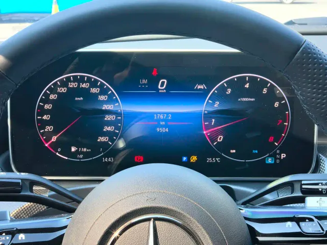 Mercedes-Benz C-Class — Фото автомобиля 19