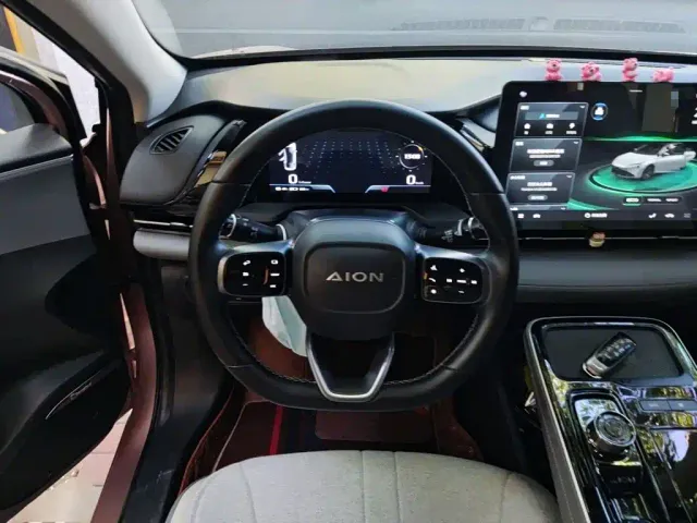 GAC Aion S Plus — Фото автомобиля 11