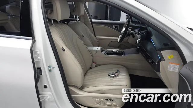 Kia K8 (New) Hybrid — Фото автомобиля 16