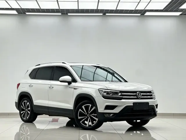 Volkswagen Tharu — Фото автомобиля 3