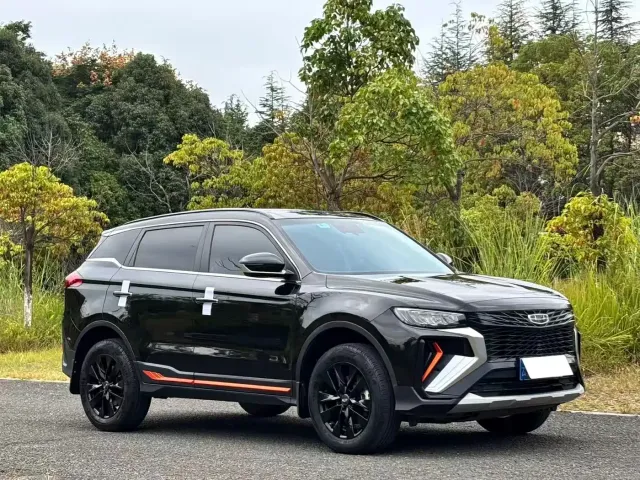 Geely Boyue — Фото автомобиля 3