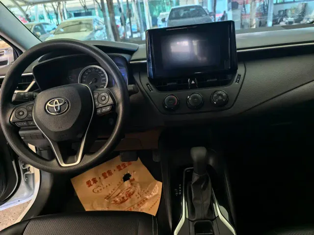 Toyota Corolla — Фото автомобиля 6