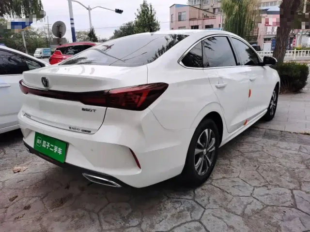 Changan Eado — Фото автомобиля 6