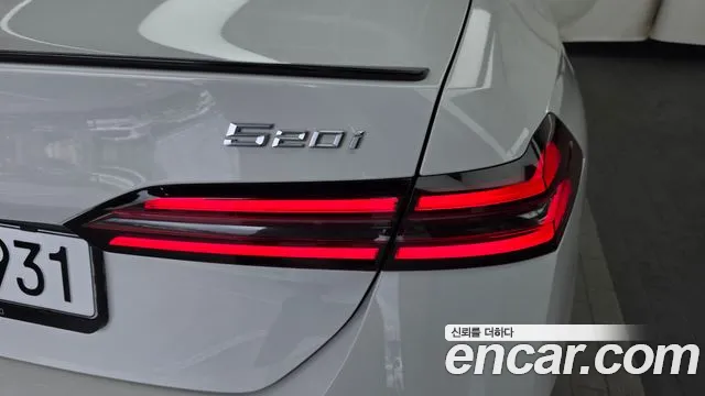 BMW 5-Series — Фото автомобиля 21