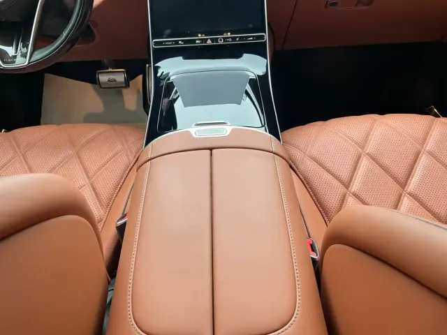 Mercedes-Benz Maybach S-Class — Фото автомобиля 10