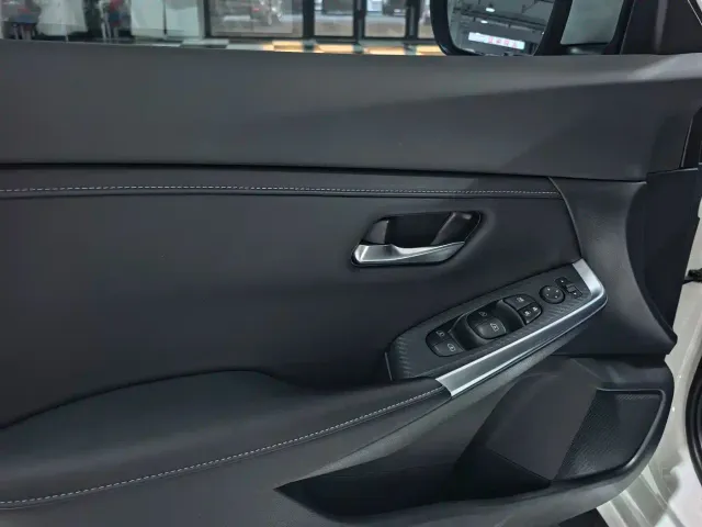 Nissan Sylphy — Фото автомобиля 6