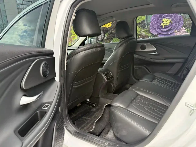 Chery Arrizo 8 — Фото автомобиля 7