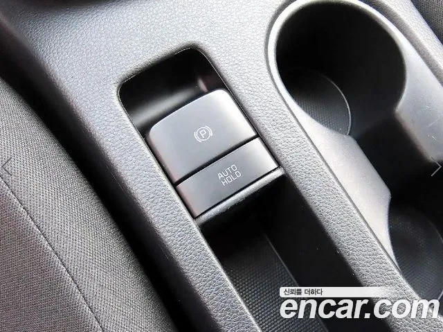 Kia Seltos Новый Seltos Бензин 2.0 2WD — Фото автомобиля 13
