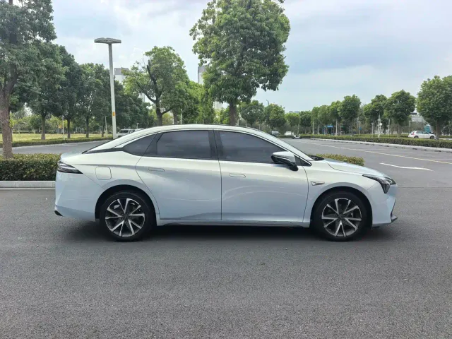 GAC Aion S Plus — Фото автомобиля 4