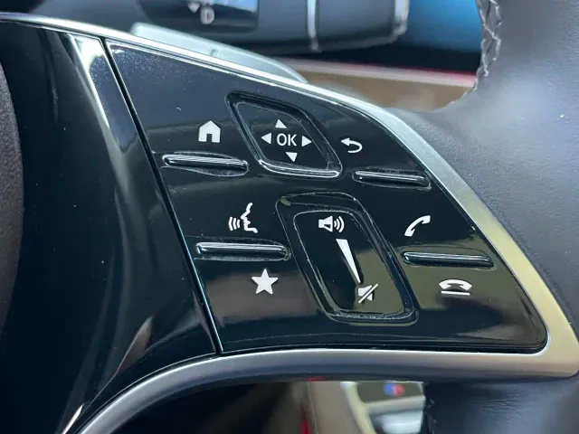 Mercedes-Benz E-Class — Фото автомобиля 8