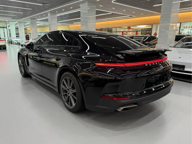 Porsche Panamera — Фото автомобиля 4