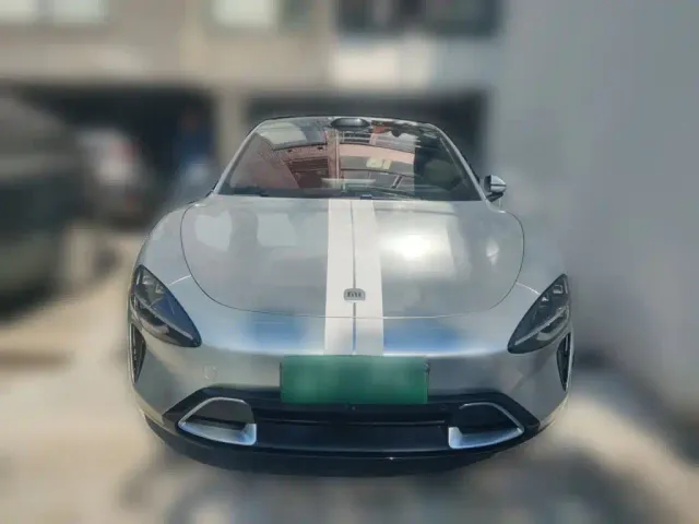 Xiaomi SU7 — Фото автомобиля 23