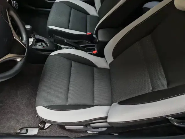 Toyota YARiS L Zhi Xuan — Фото автомобиля 16