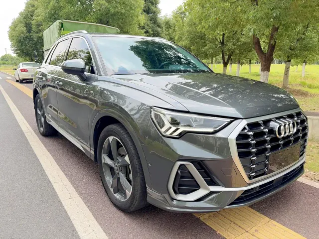 Audi Q3 — Фото автомобиля 3