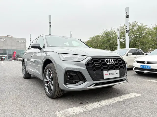 Audi Q5L — Фото автомобиля 3