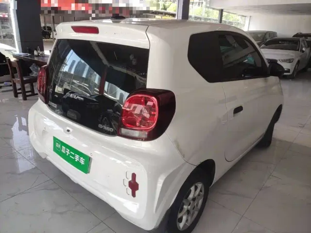 Roewe Clever — Фото автомобиля 6