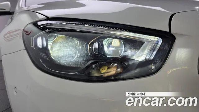 Mercedes-Benz E-Class — Фото автомобиля 19