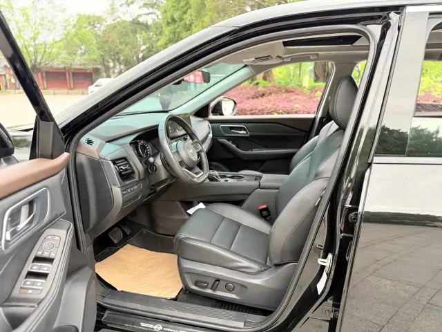 Nissan X-Trail — Фото автомобиля 9
