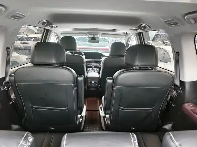 GAC Trumpchi M6 — Фото автомобиля 10