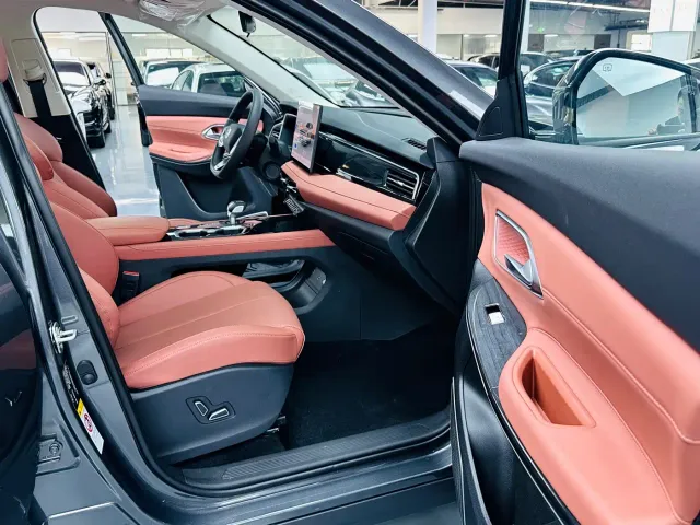 Changan CS75 — Фото автомобиля 8