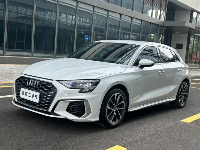 Фотография автомобиля — Audi A3