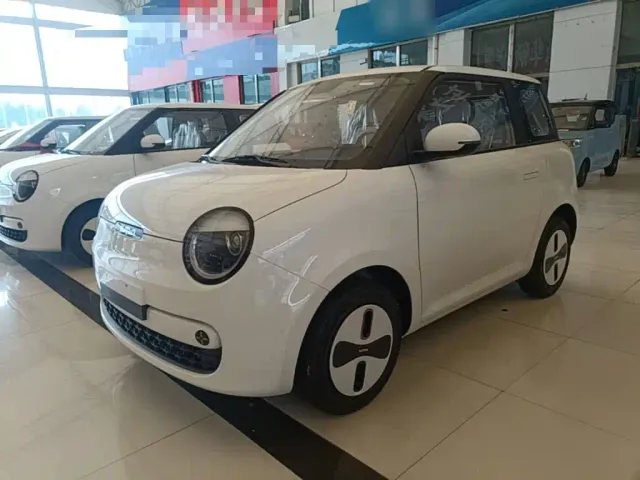 Фотография автомобиля — Changan Lumin