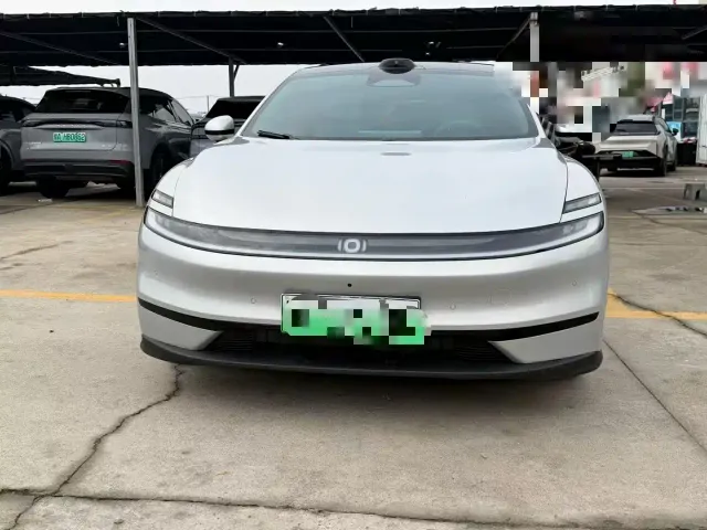 Changan Qiyuan A06 — Фото автомобиля 2