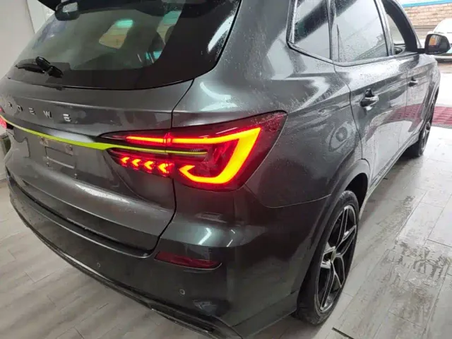 Roewe RX5 — Фото автомобиля 7