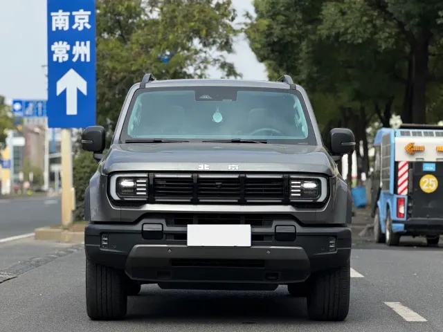BAIC BJ40 — Фото автомобиля 2