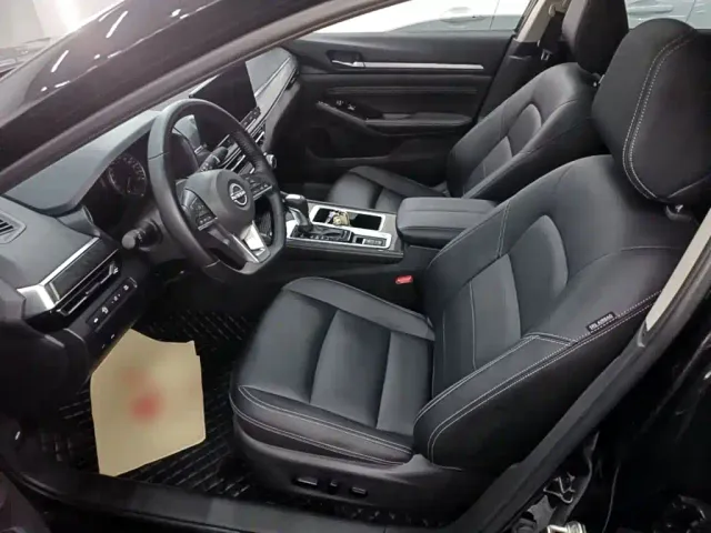 Nissan Teana — Фото автомобиля 14