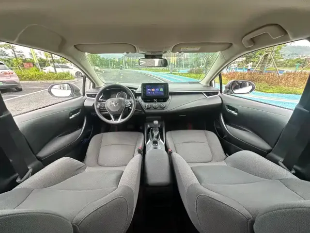 Toyota Corolla — Фото автомобиля 12