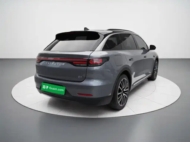 Leapmotor C11 — Фото автомобиля 14