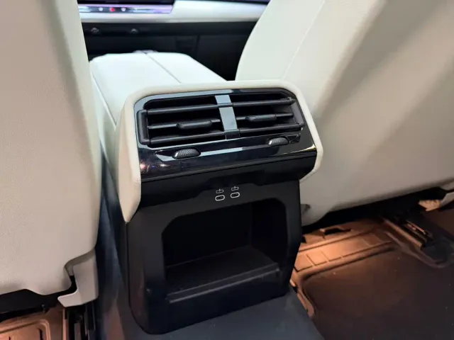BMW 5 Series — Фото автомобиля 8